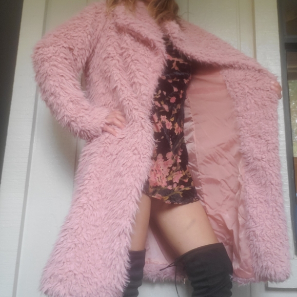 HPx3🎉Pink Fuzzy Faux Fur Long Coat - Picture 3 of 8